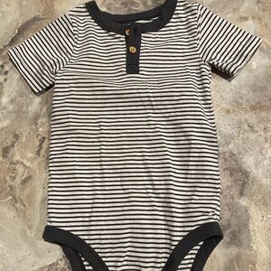 Variety brands of Baby boy clothes